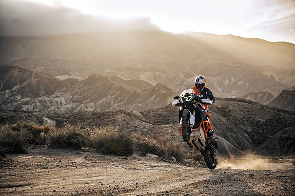 KTM 1390 Super Adventure R - BLAZE NEW TRAILS 15 of 27