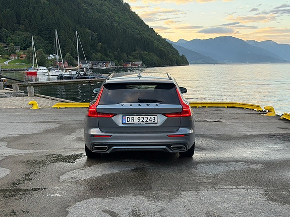 Volvo V60 6 of 12