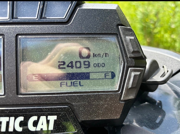 Arctic-cat M 8000 Alpha1 5 of 10
