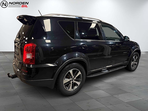 SsangYong Rexton 4 of 30
