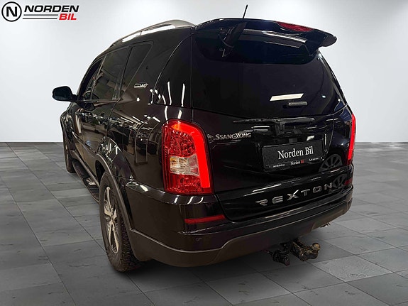 SsangYong Rexton 3 of 30