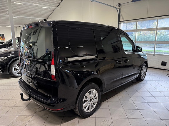 Volkswagen Caddy 4 of 5
