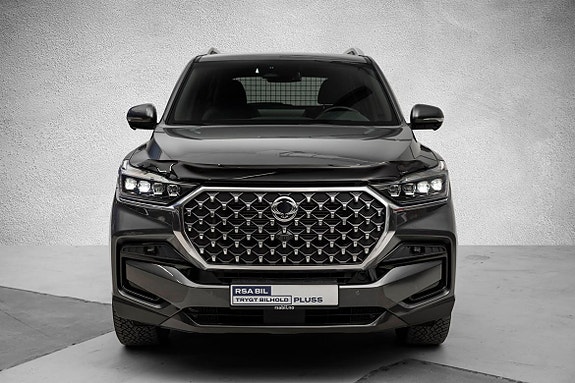 KGM Rexton 3 of 24