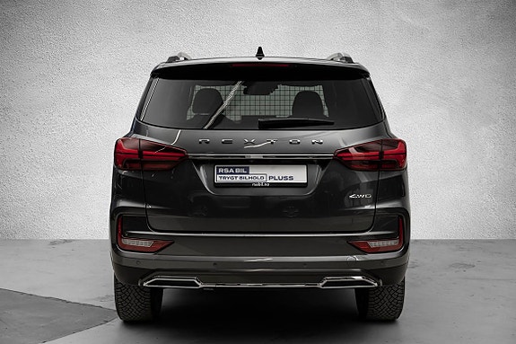 KGM Rexton 4 of 24