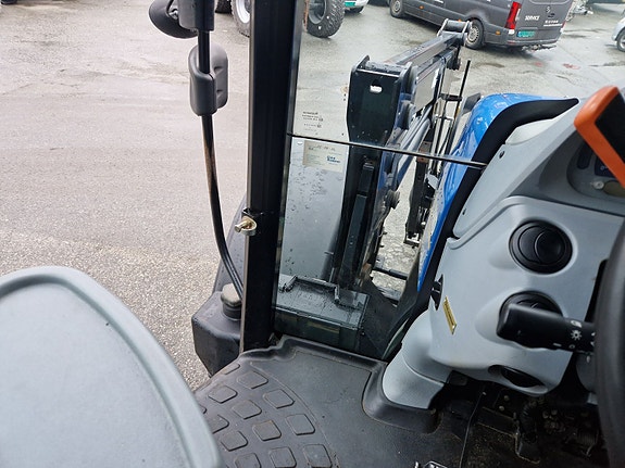 New Holland T6.140 EC 2013, kr 409 000,-