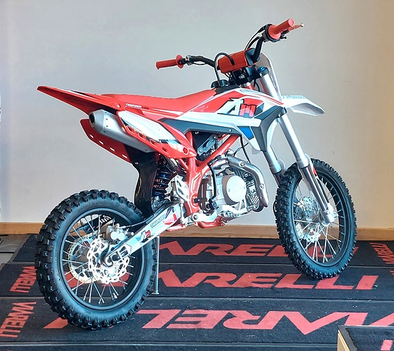 Apollo Thunder 125cc 17"/14" 3 of 5