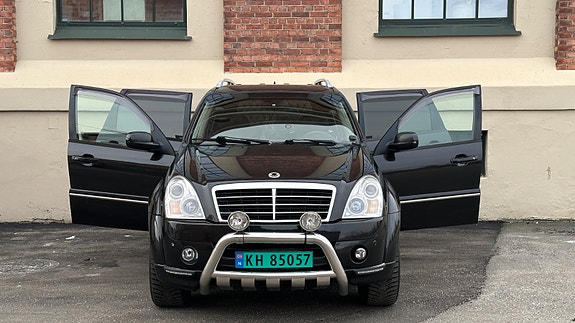 SsangYong Rexton 3 of 30