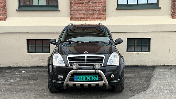 SsangYong Rexton 2 of 30