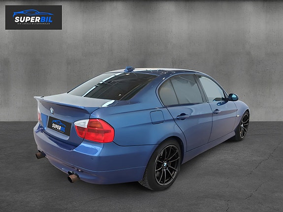 BMW 335i 2 of 2
