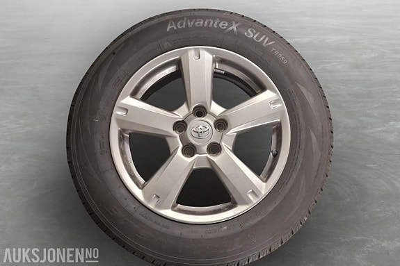 Toyota RAV4 18 of 23