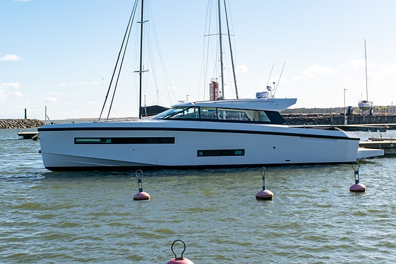 NY - DELTA Powerboats 48 Coupè - CARBON  - SE DENNE PÅ AKER BRYGGE 27-30 AUGUST 17 of 30