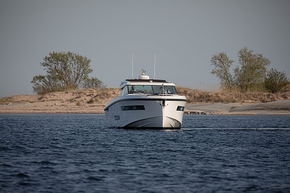 NY - DELTA Powerboats 48 Coupè - CARBON  - SE DENNE PÅ AKER BRYGGE 27-30 AUGUST 16 of 30