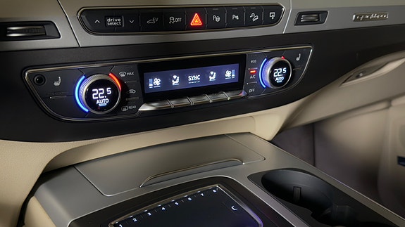 Audi Q7 25 of 30