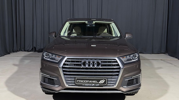 Audi Q7 7 of 30