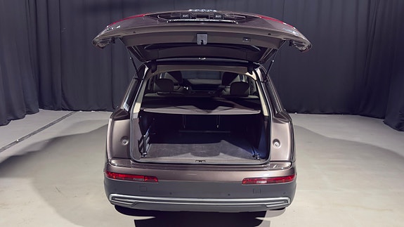 Audi Q7 10 of 30