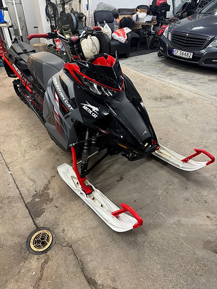 Arctic-cat M 8000 Hardcore Twin Rail 7 of 11