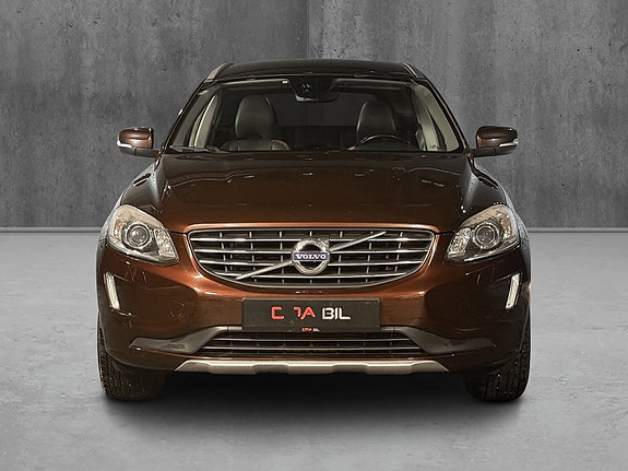 Volvo XC60 4 of 28