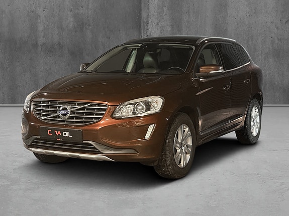 Volvo XC60 3 of 28