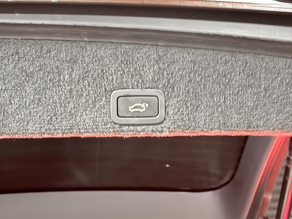 Volvo XC60 28 of 28