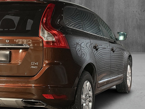 Volvo XC60 11 of 28