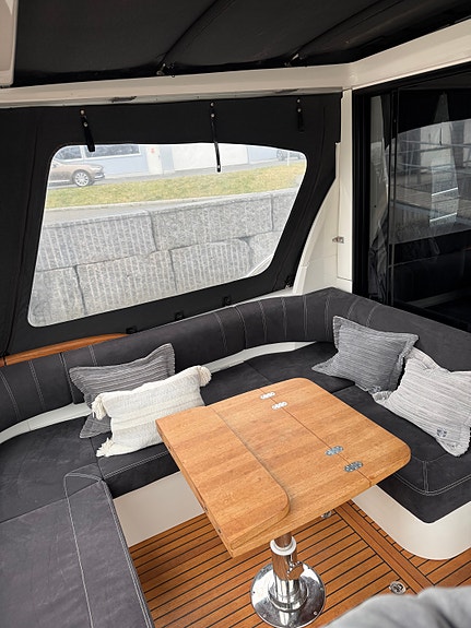 2021 Marex 375 - 2x Volvo Penta D4-300 -  ca 440 gangtimer 11 of 17