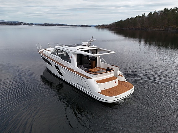 2021 Marex 375 - 2x Volvo Penta D4-300 -  ca 440 gangtimer 6 of 17