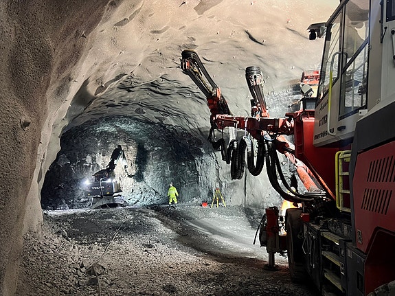 E18 Langangen-Rugtvedt, Grenlandstunnelen