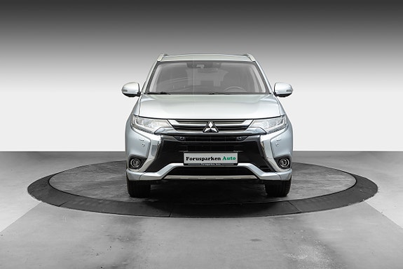 Mitsubishi Outlander 9 of 30