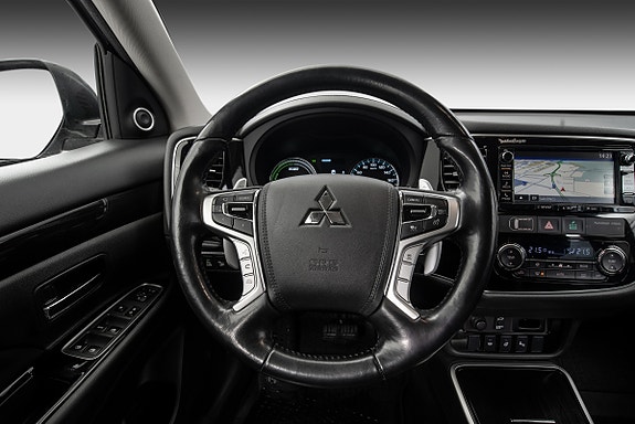 Mitsubishi Outlander 15 of 30