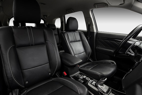 Mitsubishi Outlander 14 of 30