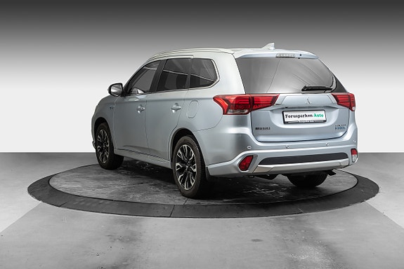 Mitsubishi Outlander 6 of 30