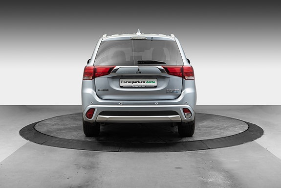 Mitsubishi Outlander 5 of 30