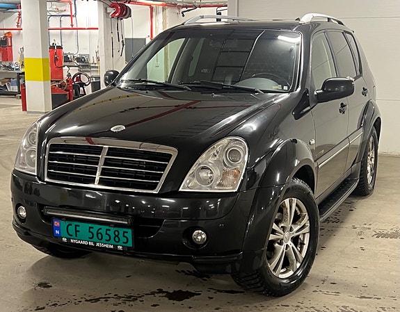 SsangYong Rexton 3 of 30
