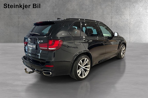 BMW X5 4 of 5