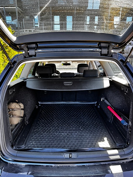 Volkswagen Passat Alltrack 5 of 11