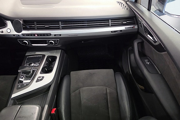 Audi Q7 13 of 20