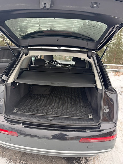 Audi Q7 15 of 17