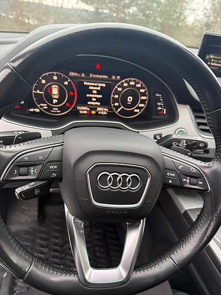 Audi Q7 17 of 17