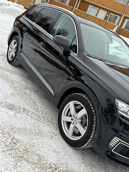 Audi Q7 5 of 17