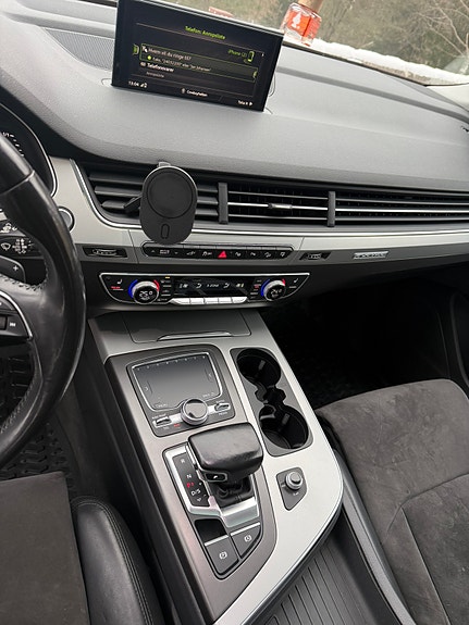 Audi Q7 13 of 17
