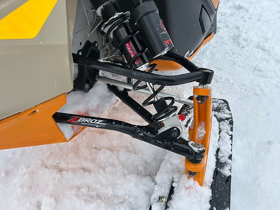 Ski-doo Freeride STD 850 E-TEC Turbo R 7 of 8