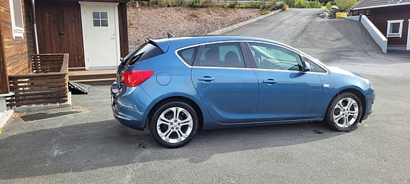 Opel Astra 6 of 21