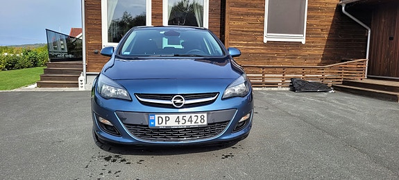 Opel Astra 3 of 21