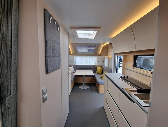 Adria Adora 593 UP 12 of 14