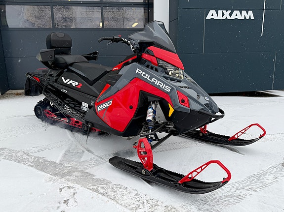 Polaris Indy VR1 850 Patriot - Touring - 7S Navigasjon