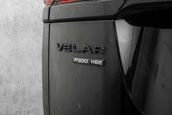 Land Rover Range Rover Velar 11 of 30