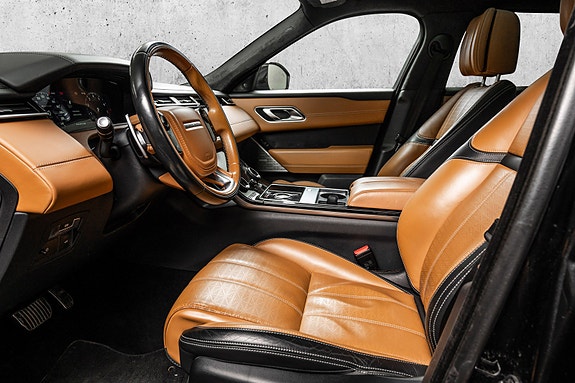 Land Rover Range Rover Velar 14 of 30