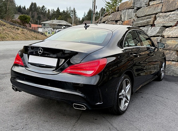 Mercedes-Benz CLA180 5 of 5