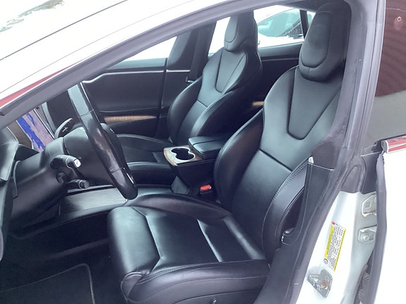 Tesla Model S 10 of 14