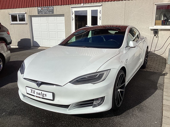 Tesla Model S 3 of 14